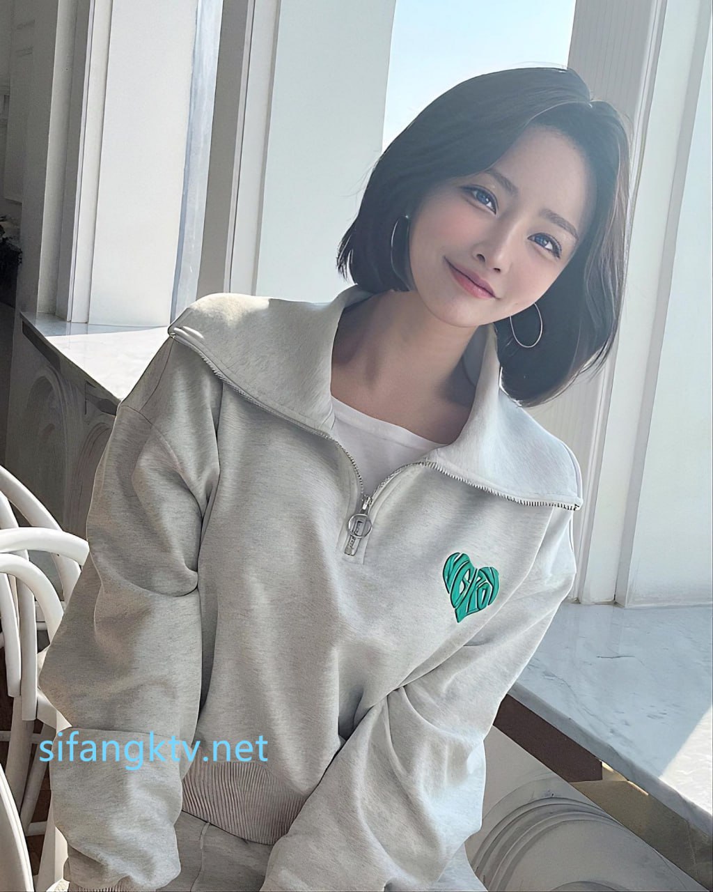 文学城骚逼老婆想3p